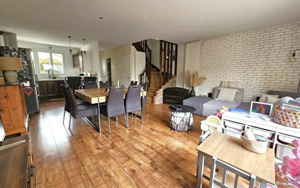 Maison à vendre    4 pièces •  Saint-Germain-lès-Corbeil