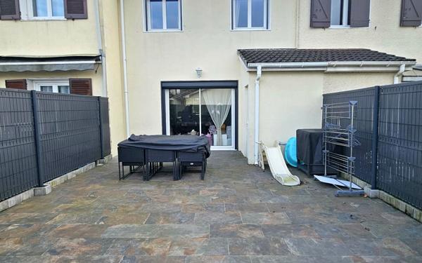 Maison à vendre    4 pièces •  Saint-Germain-lès-Corbeil