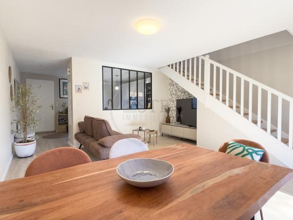 Maison mitoyenne de 71m2 sur 200m2 de terrain