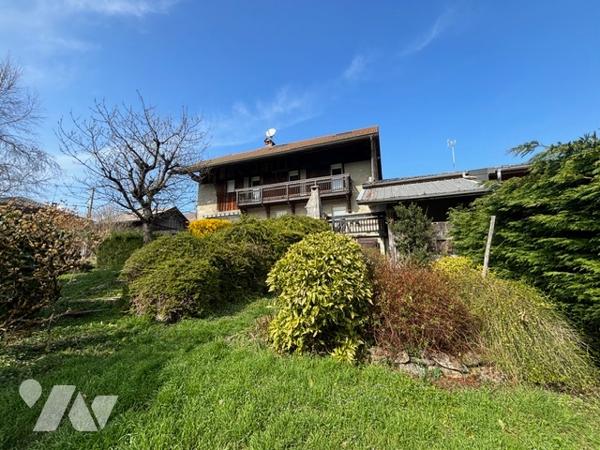 BONVILLARD - EXCLUSIVITE - GRANDE MAISON FAMILIALE - AU CALME -1363 m² de Terrain