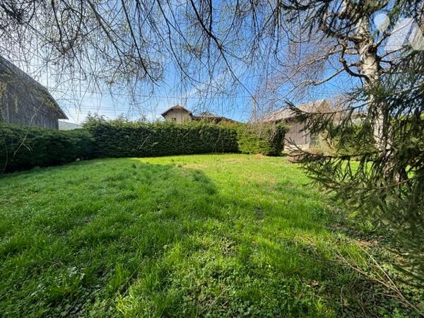 BONVILLARD - EXCLUSIVITE - GRANDE MAISON FAMILIALE - AU CALME -1363 m² de Terrain