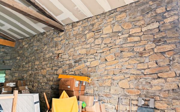 Maison à vendre    1 pièce •  Sorbiers