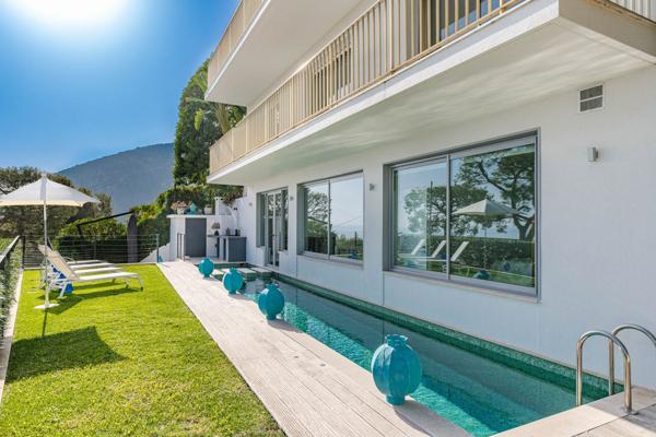 Vente Villa de luxe Èze 6 Pièces 200 m²