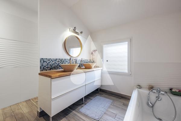 Maison 7 pièces 200 m2