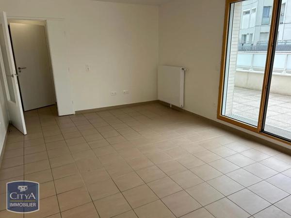 Appartement à louer 3 pièces 72.7m² Gentilly (94250)
