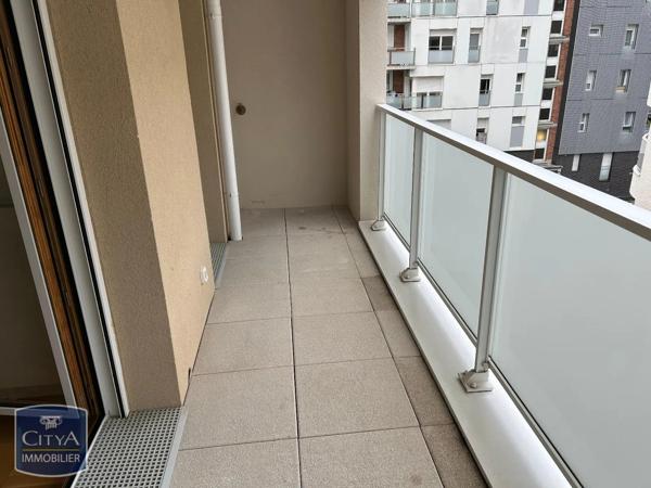 Appartement à louer 3 pièces 72.7m² Gentilly (94250)
