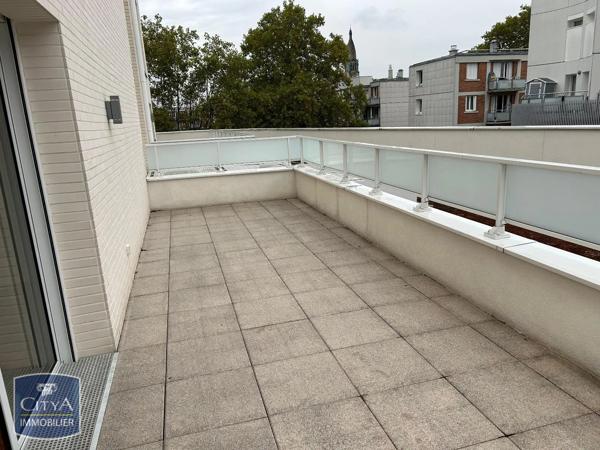 Appartement à louer 3 pièces 72.7m² Gentilly (94250)