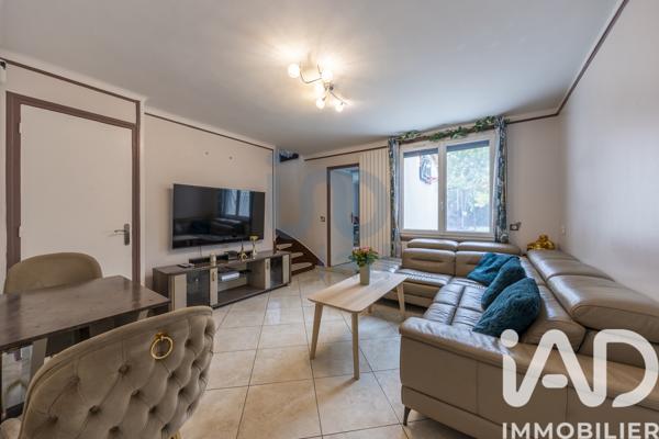 Location maison 4 pièces 83 m² Vitry-sur-Seine