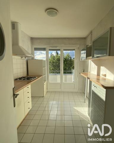 Appartement à vendre 3 pièces 62,72 m² Saint-Fargeau-Ponthierry