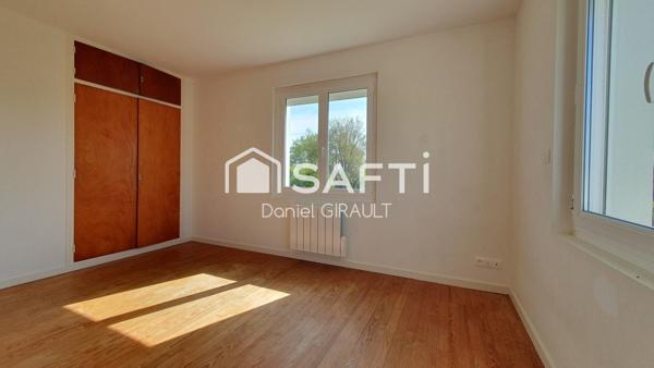 Maison de 109 m² sur un terrain de 303 m² offre un cadre calme à quelques pas du centre-ville