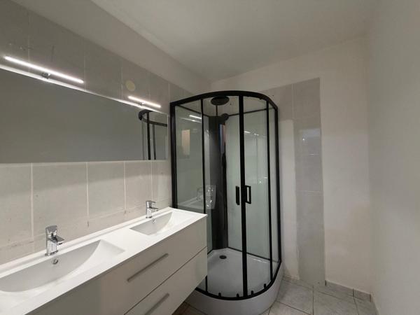 Colocation - T3 meublé sur Saint-Denis avec varangue et jardin