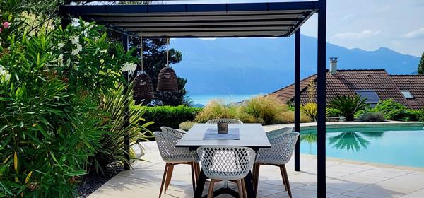 Villa exceptionnelle de 180 m² avec vue lac, piscine et prestations haut de gamme à Pugny-Chatenod