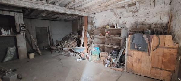 MAISON DE VILLAGE AU COEUR D'UN VILLAGE PAISIBLE