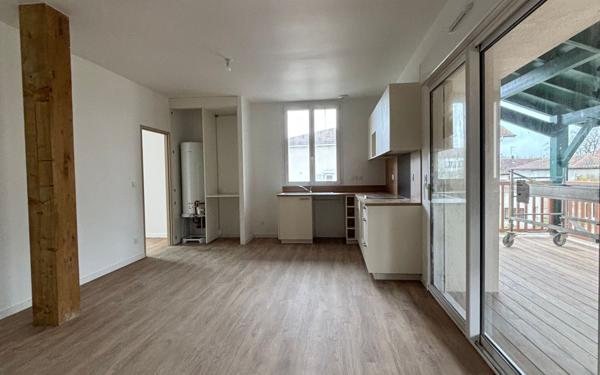 Appartement à louer    3 pièces •  Pouillon