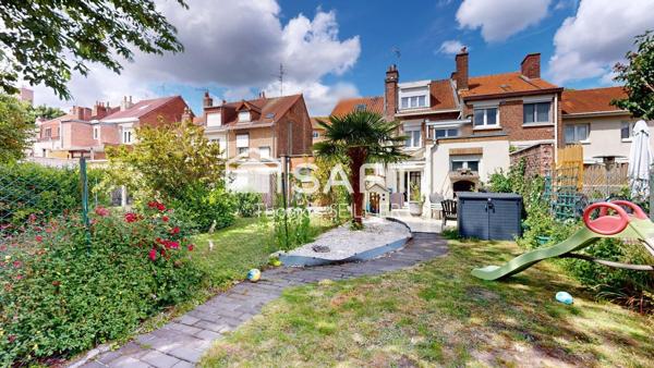 Charmante maison de caractère rénovée – 127 m² habitables – 4 chambres – Jardin plein sud
