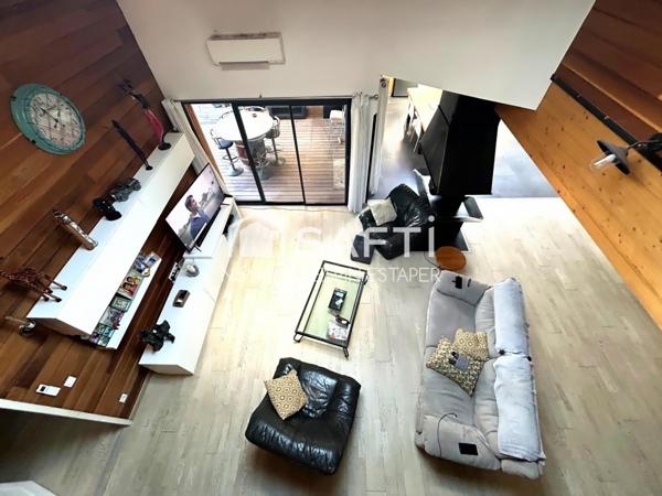 Bâtiment industriel aménagé en partie en loft – 165 m²