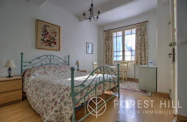 Céret (66400) Maison de ville 13 pièces 365 m²