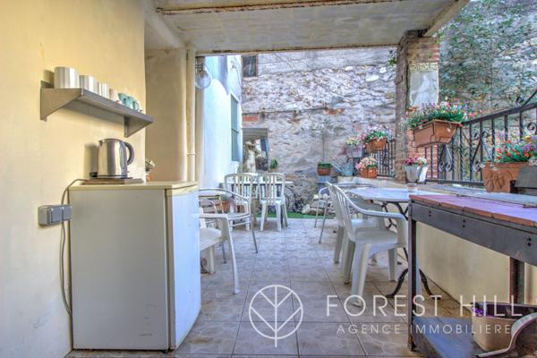 Céret (66400) Maison de ville 13 pièces 365 m²