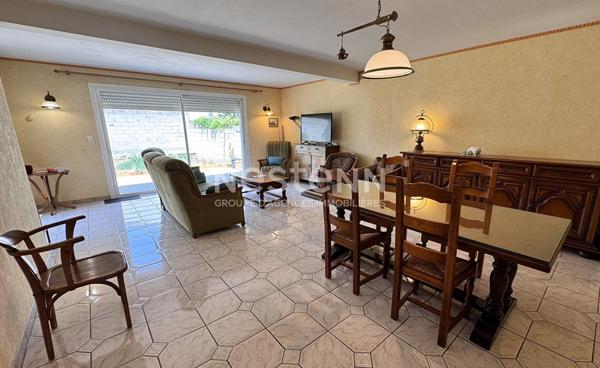 Titre : Maison 110 m² à vendre Carcassonne avec garage, atelier, puits et terrain piscinable