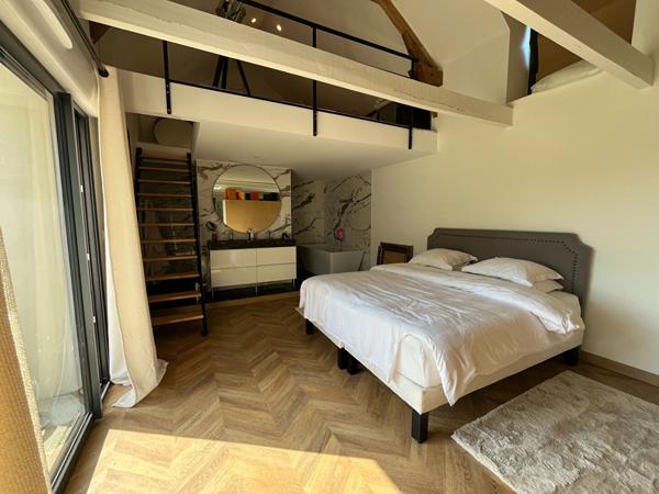 Ancienne grange rénovée, 113m² à 15 minutes de TOURS