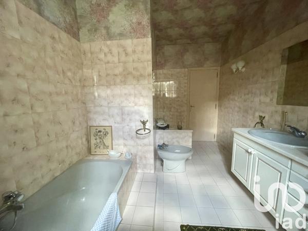 Maison à vendre 7 pièces 126 m² Le Lardin-Saint-Lazare