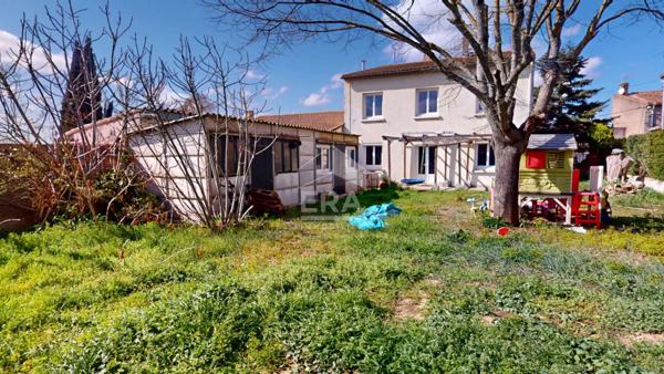 Maison à rénover ? 171 m² ? Jardin 570 m² ? Quartier calme et prisé