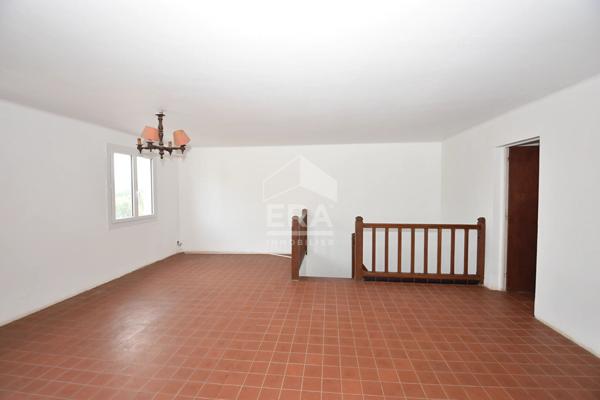 Maison à rénover ? 171 m² ? Jardin 570 m² ? Quartier calme et prisé