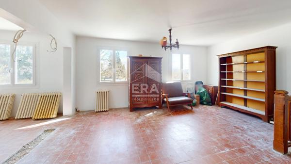 Maison à rénover ? 171 m² ? Jardin 570 m² ? Quartier calme et prisé