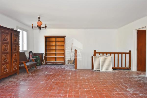 Maison à rénover ? 171 m² ? Jardin 570 m² ? Quartier calme et prisé