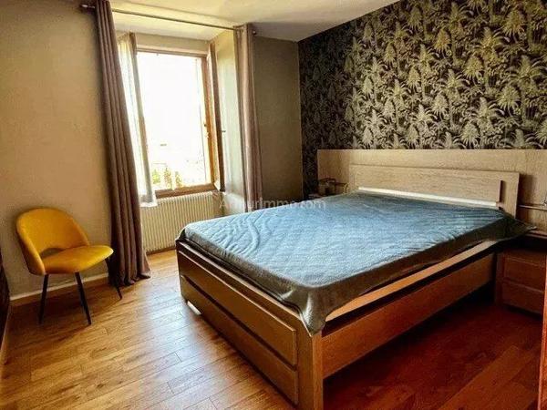 Vente                                                      Maison
                        
                     5 pièces                      133 m2                     à Joinville-le-Pont