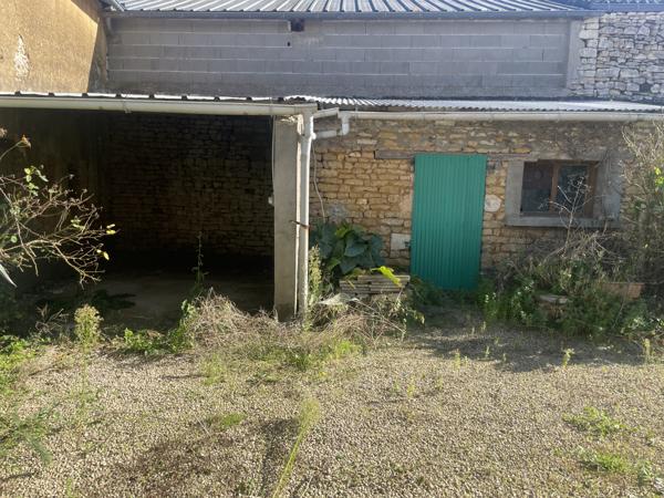 FERMETTE DE PLAIN PIED avec DEPENDANCE