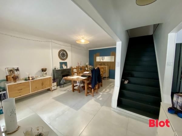 Maison 4 pièce(s)