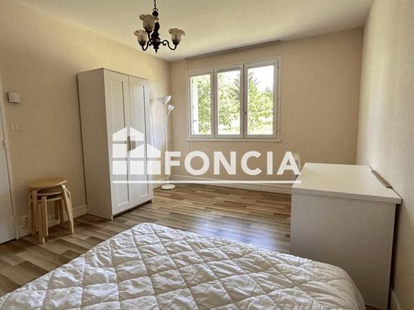 Location Studio meublé 28.11 m² - 15 RUE CHAMPFOUR Limoges 87000