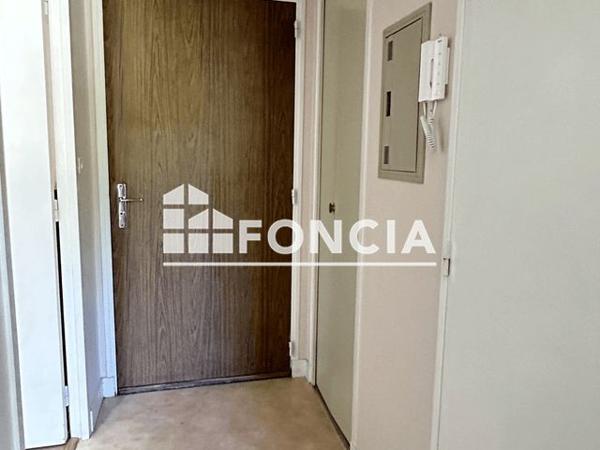 Location Studio meublé 28.11 m² - 15 RUE CHAMPFOUR Limoges 87000