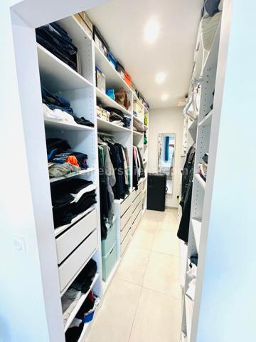 Superbe Villa plain pied T5 de 125m2 habitable sur parcelle de 371 m2 en 3 faces à Toulouges