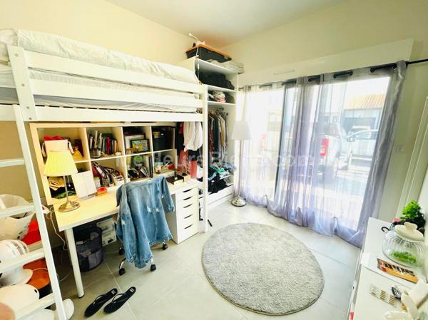 Superbe Villa plain pied T5 de 125m2 habitable sur parcelle de 371 m2 en 3 faces à Toulouges