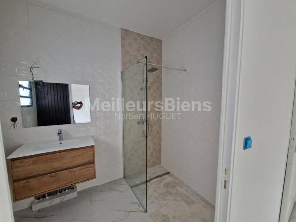 villa contemporaine Neuve