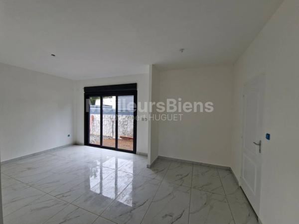 villa contemporaine Neuve