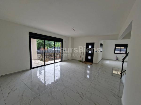 villa contemporaine Neuve