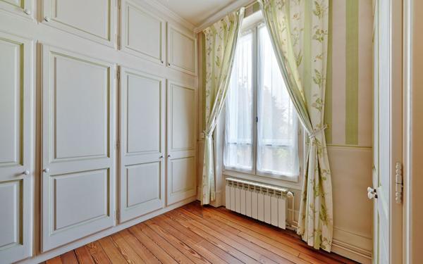 Maison à vendre    8 pièces • 156,37 m2 Antony