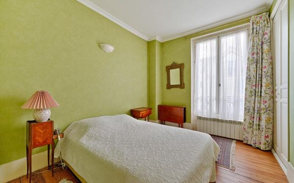 Maison à vendre    8 pièces • 156,37 m2 Antony