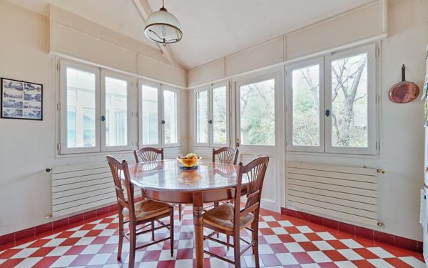 Maison à vendre    8 pièces • 156,37 m2 Antony