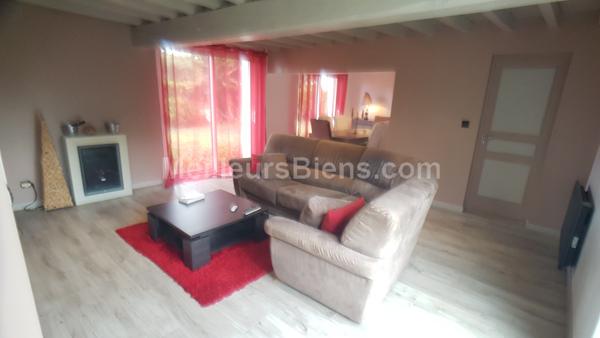 Maison de plain pied  / 3 chambres.