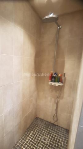 Maison de plain pied  / 3 chambres.