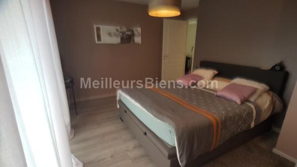 Maison de plain pied  / 3 chambres.