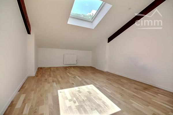 Appartement T4 de charme entièrement rénové sous les combles d'un château – Saint-Martin-d'Hères