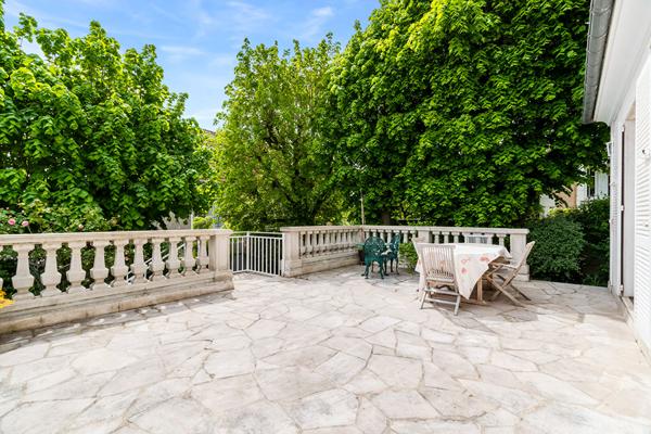 Maison Chatou 7 pièce(s) 170.76 m2