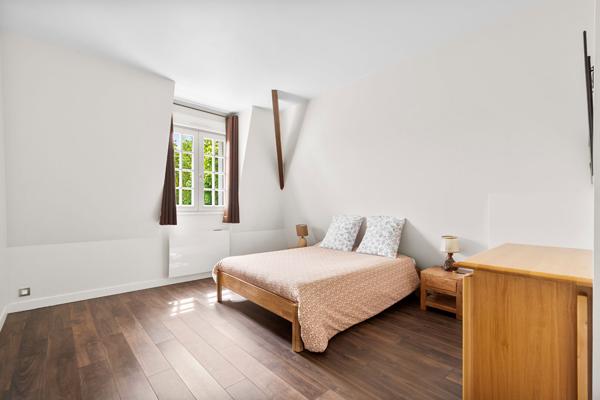 Maison Chatou 7 pièce(s) 170.76 m2