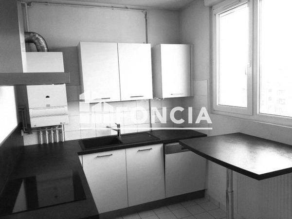 Location Appartement 2 pièces 61.15 m² - 34 AVENUE DU GENERAL DE GAULLE Thionville 57100