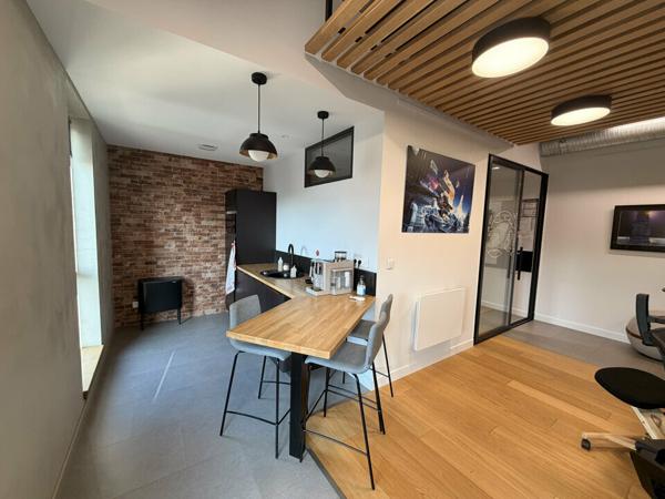 TOURS CENTRE GARE BUREAUX A LOUER 72 M² PARFAIT ETAT